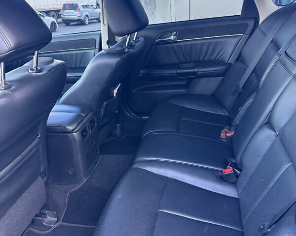 Черный Инфинити M35, объемом двигателя 3.5 л и пробегом 250 тыс. км за 8200 $, фото 6 на Automoto.ua