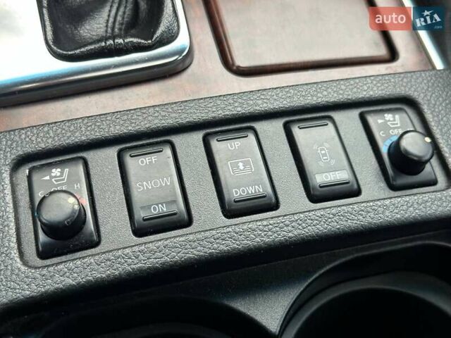 Черный Инфинити M35, объемом двигателя 3.5 л и пробегом 247 тыс. км за 9990 $, фото 20 на Automoto.ua