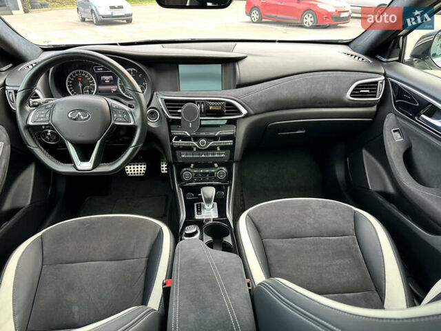 Білий Інфініті Q30, об'ємом двигуна 2.2 л та пробігом 94 тис. км за 19500 $, фото 18 на Automoto.ua