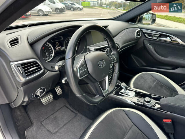 Білий Інфініті Q30, об'ємом двигуна 2.2 л та пробігом 94 тис. км за 19500 $, фото 30 на Automoto.ua