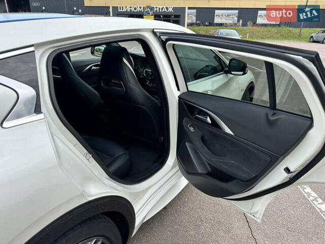 Білий Інфініті Q30, об'ємом двигуна 2.2 л та пробігом 94 тис. км за 19500 $, фото 22 на Automoto.ua