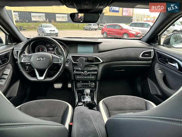 Білий Інфініті Q30, об'ємом двигуна 2.2 л та пробігом 94 тис. км за 19500 $, фото 19 на Automoto.ua
