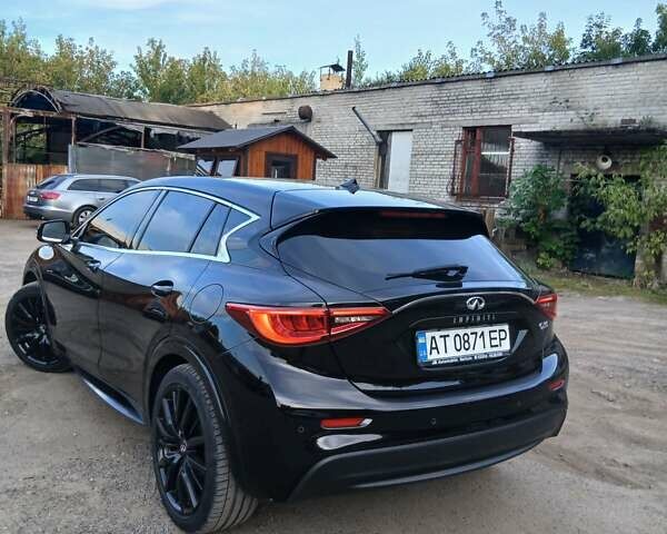 Чорний Інфініті Q30, об'ємом двигуна 1.46 л та пробігом 141 тис. км за 16950 $, фото 27 на Automoto.ua