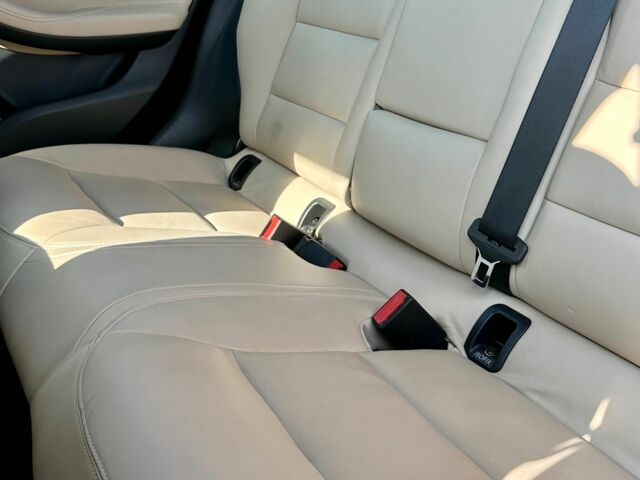 Коричневый Инфинити Q30, объемом двигателя 1.6 л и пробегом 87 тыс. км за 21400 $, фото 10 на Automoto.ua