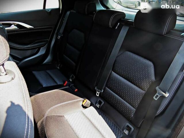 Инфинити Q30, объемом двигателя 1.5 л и пробегом 163 тыс. км за 22800 $, фото 19 на Automoto.ua