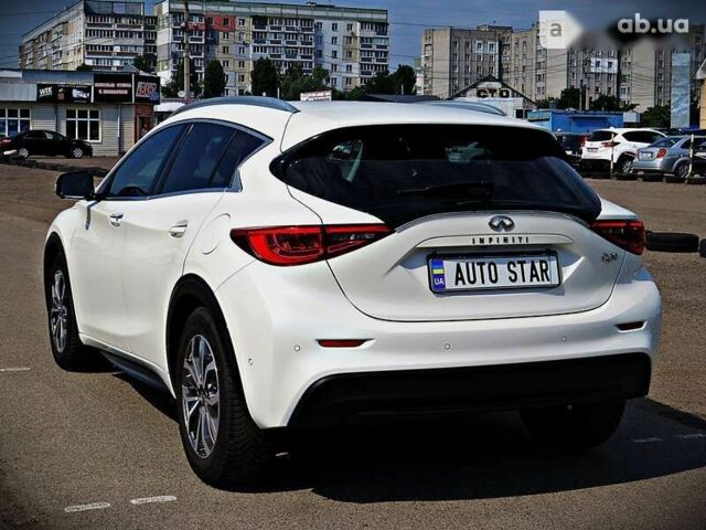 Инфинити Q30, объемом двигателя 1.5 л и пробегом 163 тыс. км за 22800 $, фото 3 на Automoto.ua