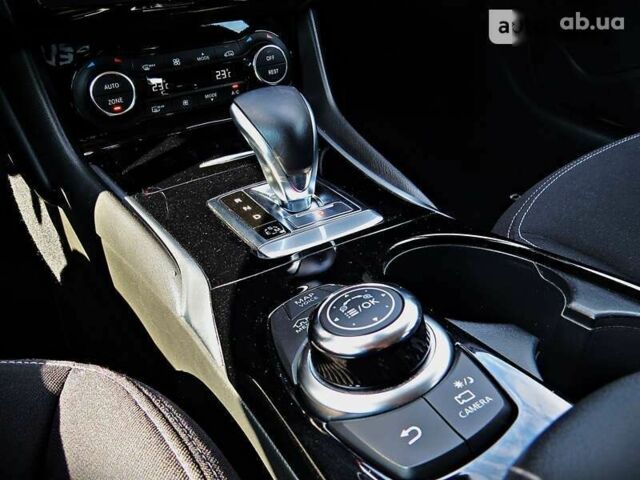 Инфинити Q30, объемом двигателя 1.5 л и пробегом 163 тыс. км за 22800 $, фото 15 на Automoto.ua