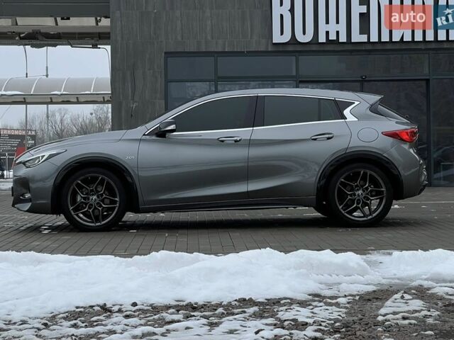 Інфініті Q30, об'ємом двигуна 2 л та пробігом 56 тис. км за 15000 $, фото 6 на Automoto.ua