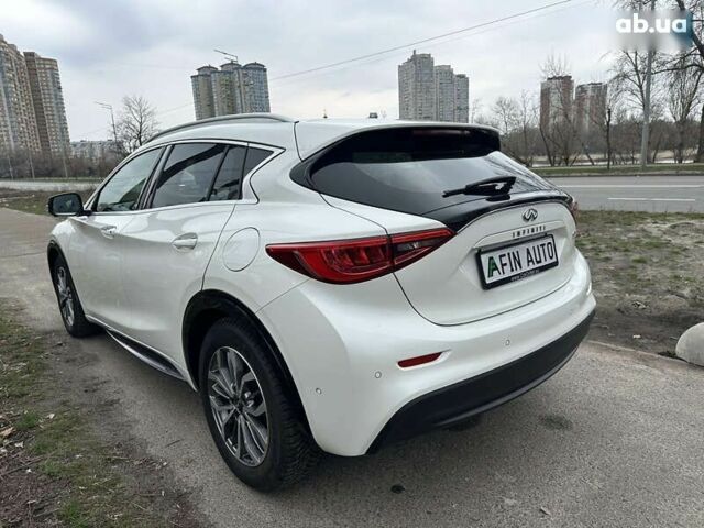 Інфініті Q30, об'ємом двигуна 1.5 л та пробігом 174 тис. км за 18500 $, фото 4 на Automoto.ua