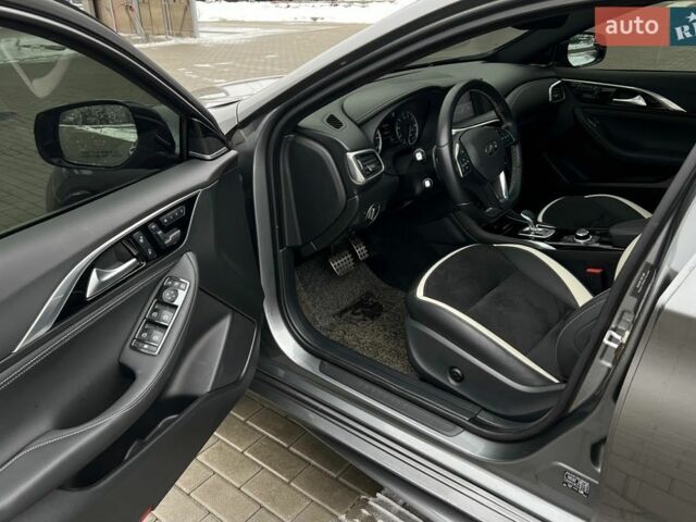 Інфініті Q30, об'ємом двигуна 2 л та пробігом 56 тис. км за 15000 $, фото 8 на Automoto.ua
