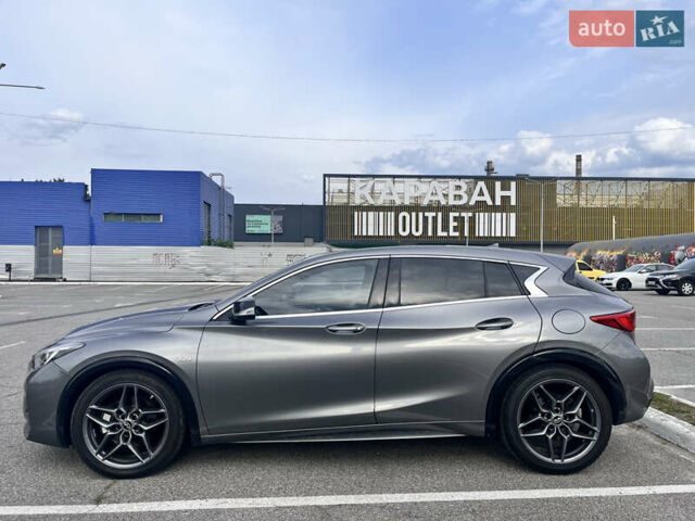 Серый Инфинити Q30, объемом двигателя 1.99 л и пробегом 77 тыс. км за 16900 $, фото 2 на Automoto.ua