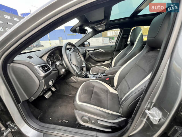 Серый Инфинити Q30, объемом двигателя 1.99 л и пробегом 77 тыс. км за 16900 $, фото 11 на Automoto.ua