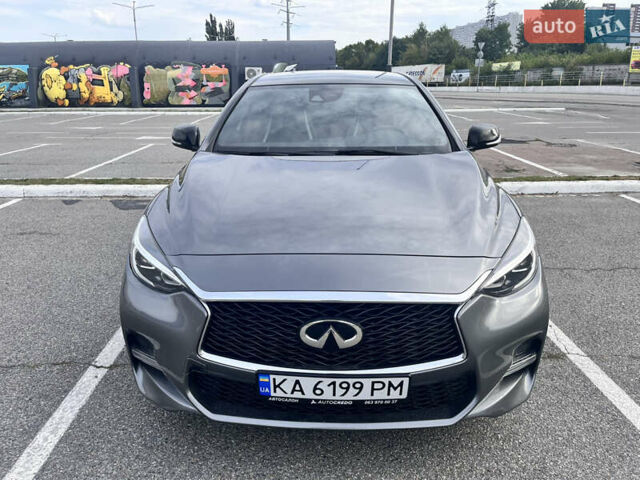 Серый Инфинити Q30, объемом двигателя 1.99 л и пробегом 77 тыс. км за 16900 $, фото 1 на Automoto.ua
