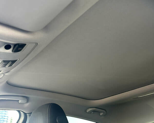 Сірий Інфініті Q30, об'ємом двигуна 2.14 л та пробігом 200 тис. км за 14200 $, фото 18 на Automoto.ua