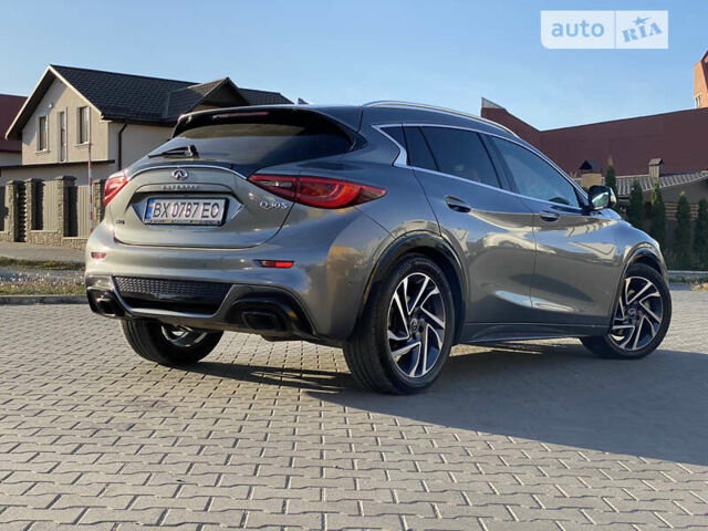 Сірий Інфініті Q30, об'ємом двигуна 2.2 л та пробігом 140 тис. км за 19500 $, фото 9 на Automoto.ua