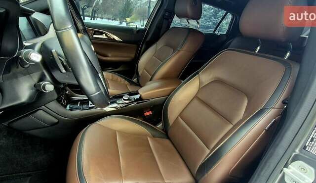 Серый Инфинити Q30, объемом двигателя 1.99 л и пробегом 155 тыс. км за 15200 $, фото 29 на Automoto.ua