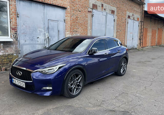 Синий Инфинити Q30, объемом двигателя 1.99 л и пробегом 131 тыс. км за 16900 $, фото 15 на Automoto.ua