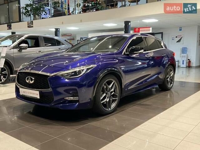 Синий Инфинити Q30, объемом двигателя 1.99 л и пробегом 131 тыс. км за 16499 $, фото 2 на Automoto.ua