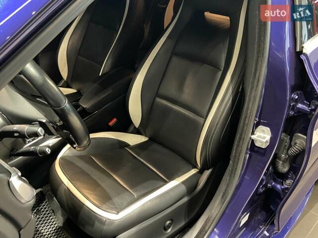 Синий Инфинити Q30, объемом двигателя 1.99 л и пробегом 131 тыс. км за 16499 $, фото 16 на Automoto.ua