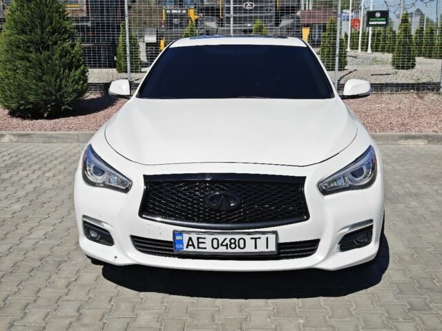 Білий Інфініті Q50, об'ємом двигуна 0 л та пробігом 245 тис. км за 12900 $, фото 8 на Automoto.ua