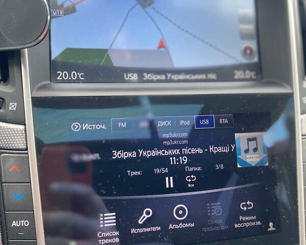 Белый Инфинити Q50, объемом двигателя 2.14 л и пробегом 259 тыс. км за 14000 $, фото 26 на Automoto.ua