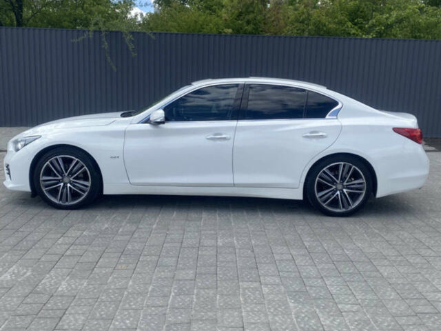 Білий Інфініті Q50, об'ємом двигуна 2.14 л та пробігом 259 тис. км за 12999 $, фото 6 на Automoto.ua