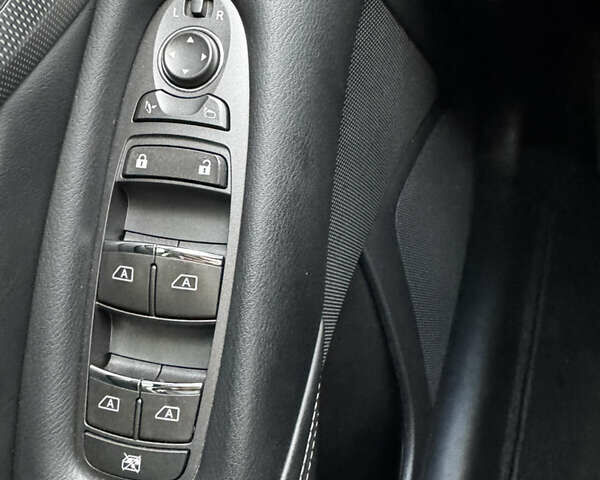 Білий Інфініті Q50, об'ємом двигуна 2.2 л та пробігом 148 тис. км за 16700 $, фото 20 на Automoto.ua