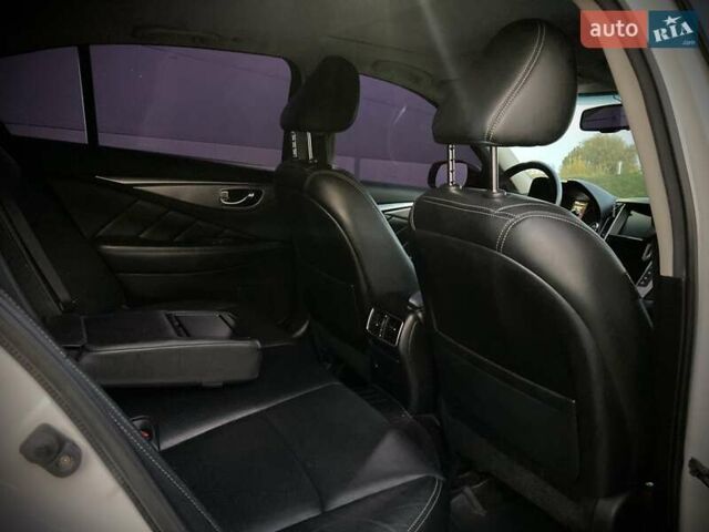 Білий Інфініті Q50, об'ємом двигуна 2.2 л та пробігом 198 тис. км за 13200 $, фото 11 на Automoto.ua