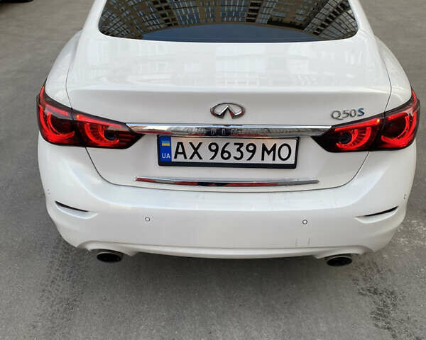 Білий Інфініті Q50, об'ємом двигуна 3.5 л та пробігом 130 тис. км за 18500 $, фото 3 на Automoto.ua