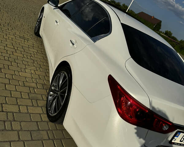 Білий Інфініті Q50, об'ємом двигуна 2.2 л та пробігом 148 тис. км за 16700 $, фото 5 на Automoto.ua