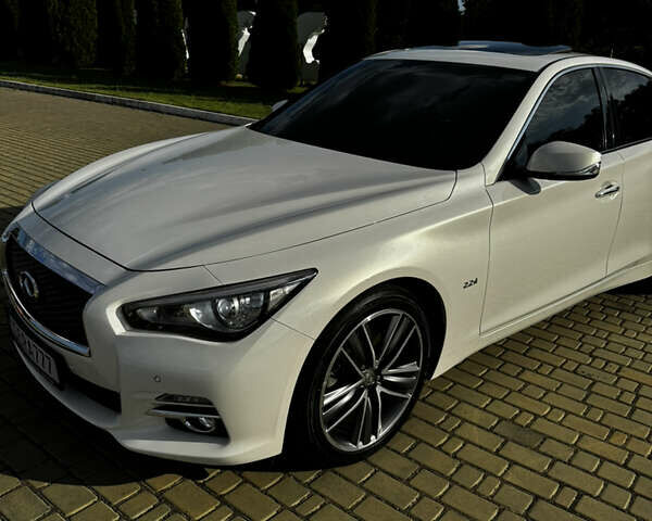 Білий Інфініті Q50, об'ємом двигуна 2.2 л та пробігом 148 тис. км за 16700 $, фото 4 на Automoto.ua