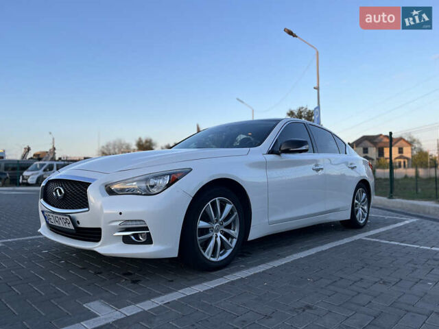 Белый Инфинити Q50, объемом двигателя 1.99 л и пробегом 118 тыс. км за 14500 $, фото 1 на Automoto.ua