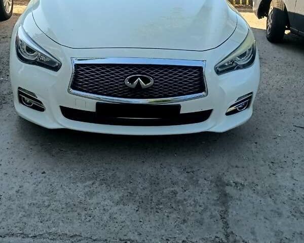 Белый Инфинити Q50, объемом двигателя 3.7 л и пробегом 84 тыс. км за 17200 $, фото 11 на Automoto.ua