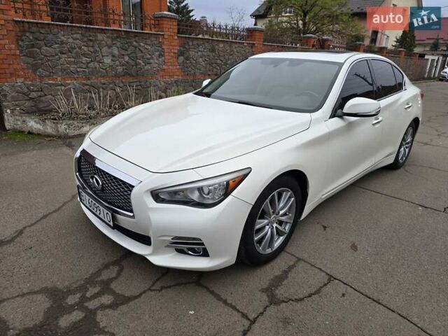 Белый Инфинити Q50, объемом двигателя 3.7 л и пробегом 124 тыс. км за 15500 $, фото 19 на Automoto.ua