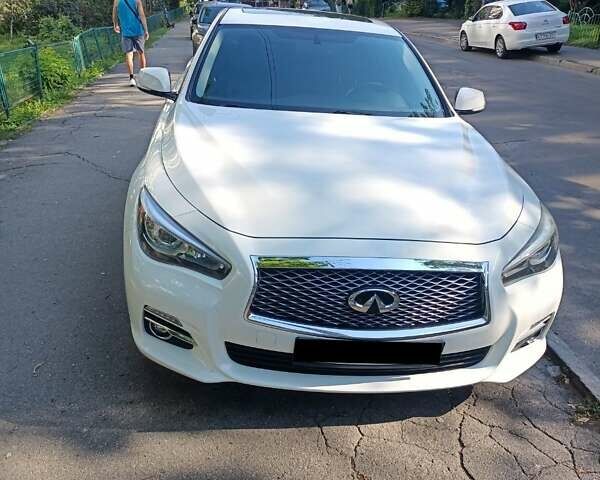 Белый Инфинити Q50, объемом двигателя 3.7 л и пробегом 84 тыс. км за 17200 $, фото 14 на Automoto.ua