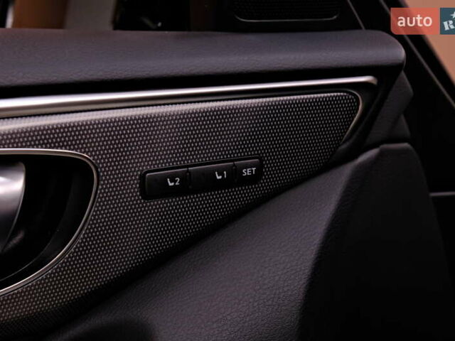 Белый Инфинити Q50, объемом двигателя 2.2 л и пробегом 150 тыс. км за 13900 $, фото 31 на Automoto.ua