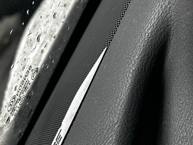 Белый Инфинити Q50, объемом двигателя 3.7 л и пробегом 129 тыс. км за 14000 $, фото 3 на Automoto.ua