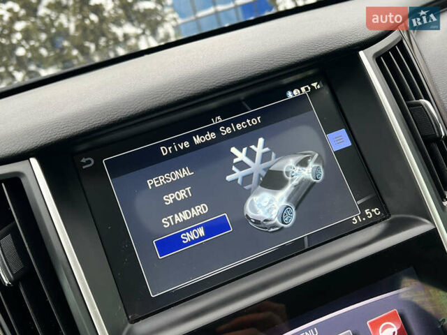 Білий Інфініті Q50, об'ємом двигуна 2.14 л та пробігом 140 тис. км за 14800 $, фото 35 на Automoto.ua