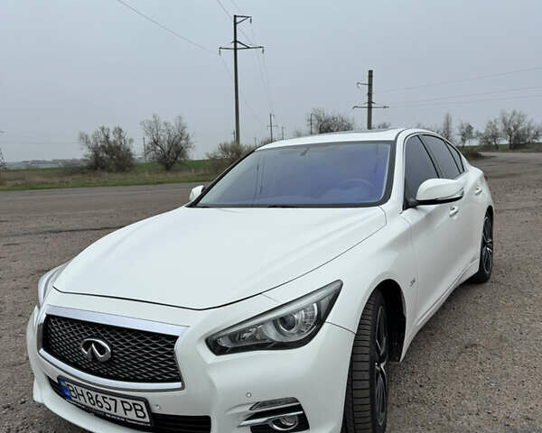 Білий Інфініті Q50, об'ємом двигуна 2.14 л та пробігом 225 тис. км за 13333 $, фото 3 на Automoto.ua