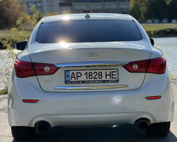 Белый Инфинити Q50, объемом двигателя 3 л и пробегом 108 тыс. км за 14999 $, фото 10 на Automoto.ua