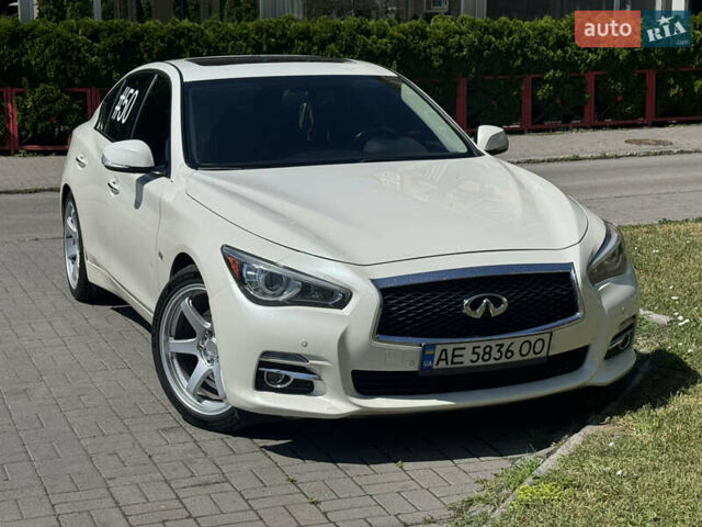 Білий Інфініті Q50, об'ємом двигуна 3 л та пробігом 185 тис. км за 16500 $, фото 7 на Automoto.ua