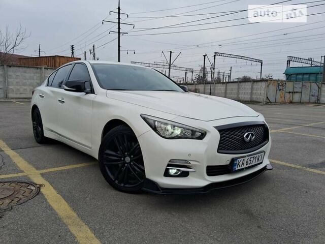 Білий Інфініті Q50, об'ємом двигуна 2.14 л та пробігом 116 тис. км за 16900 $, фото 10 на Automoto.ua