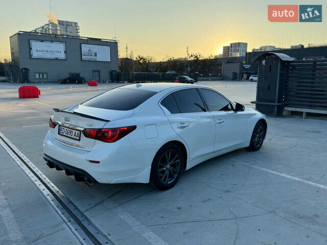 Белый Инфинити Q50, объемом двигателя 3 л и пробегом 79 тыс. км за 15500 $, фото 6 на Automoto.ua