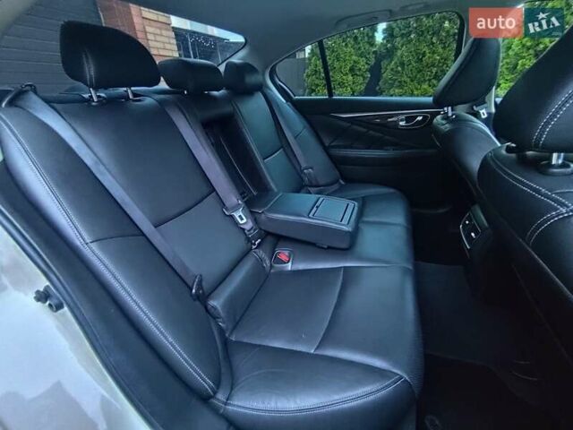 Белый Инфинити Q50, объемом двигателя 3 л и пробегом 142 тыс. км за 13800 $, фото 27 на Automoto.ua