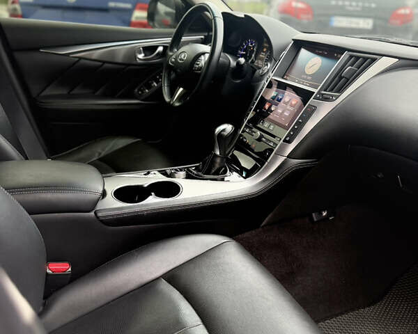 Білий Інфініті Q50, об'ємом двигуна 2.14 л та пробігом 187 тис. км за 15499 $, фото 16 на Automoto.ua