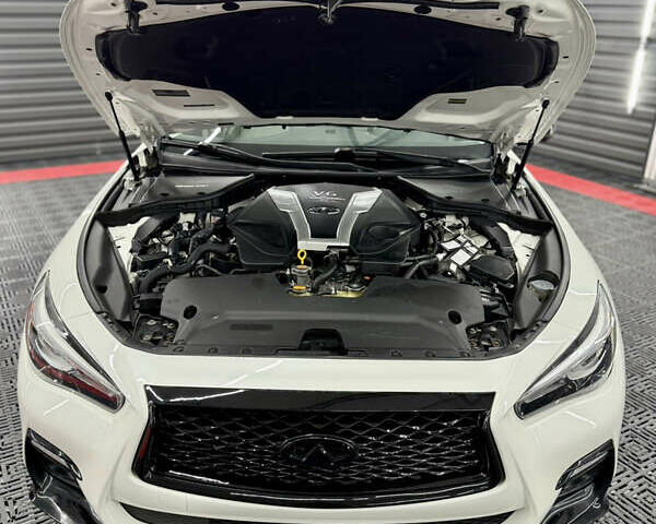 Белый Инфинити Q50, объемом двигателя 3 л и пробегом 120 тыс. км за 13900 $, фото 15 на Automoto.ua