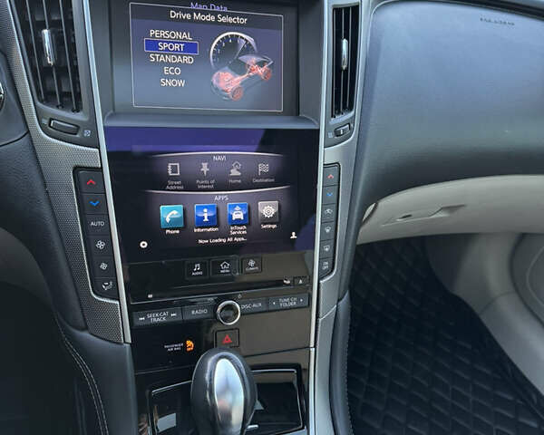 Белый Инфинити Q50, объемом двигателя 3 л и пробегом 79 тыс. км за 15500 $, фото 25 на Automoto.ua