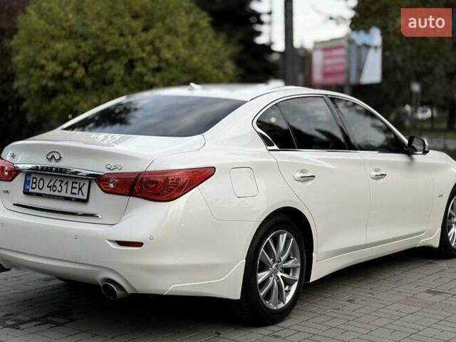 Белый Инфинити Q50, объемом двигателя 1.99 л и пробегом 119 тыс. км за 13333 $, фото 20 на Automoto.ua