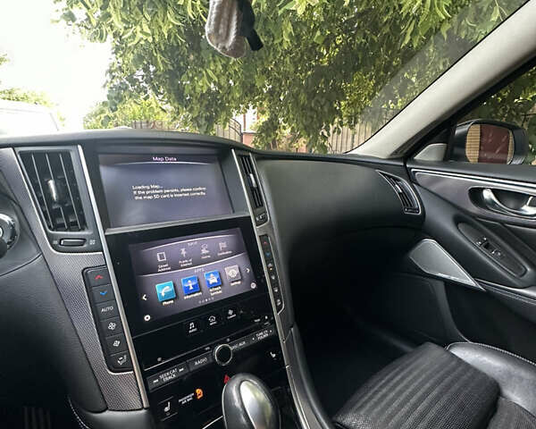 Білий Інфініті Q50, об'ємом двигуна 3 л та пробігом 100 тис. км за 17500 $, фото 12 на Automoto.ua