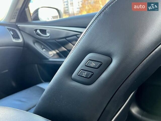 Білий Інфініті Q50, об'ємом двигуна 2.14 л та пробігом 69 тис. км за 17300 $, фото 25 на Automoto.ua